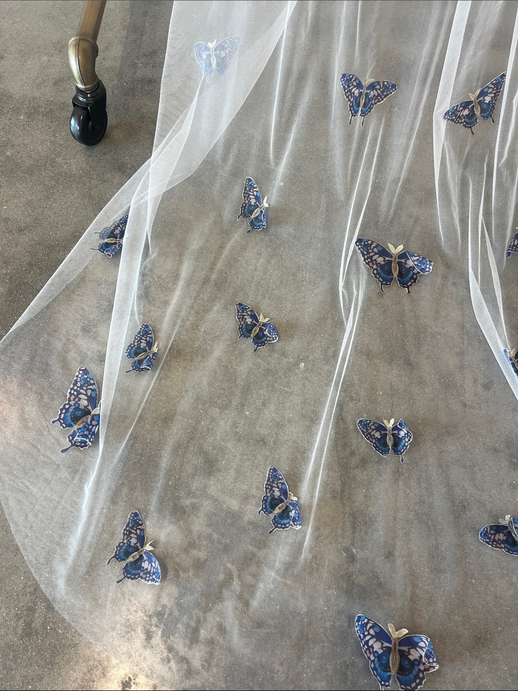 Rue De Seine ‘Papillon’ Veil — image 3 of 7